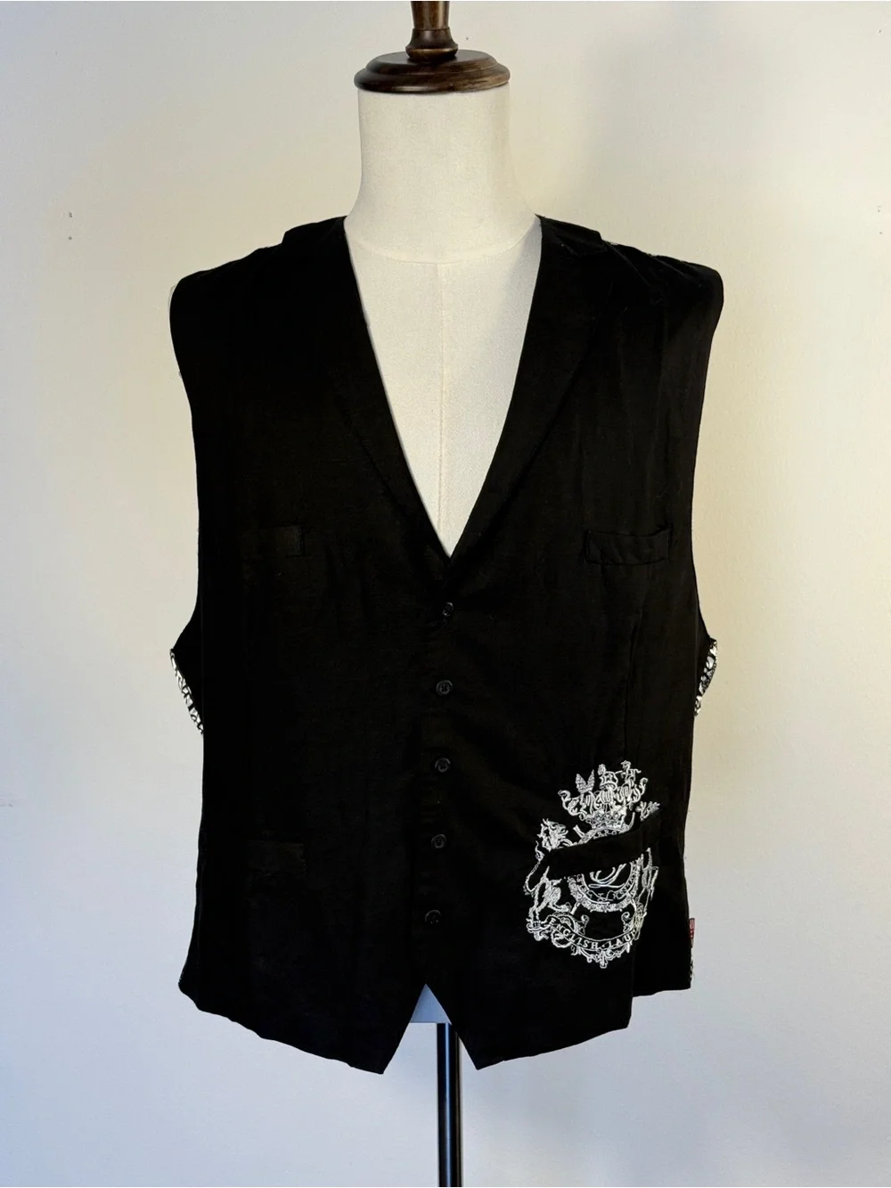 English Laundry Black Linen Blend Vest 3XL Embroidered Crest Gothic Formal - Picture 3 of 6